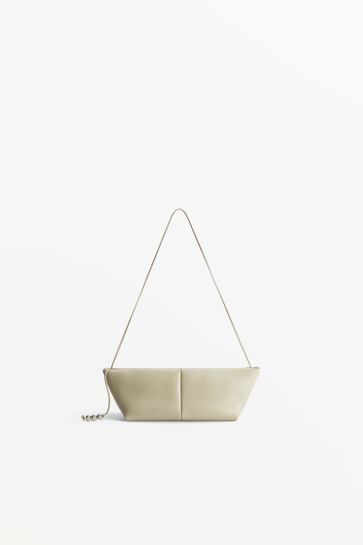 Boulevard Clutch Echo, worn on the shoulder