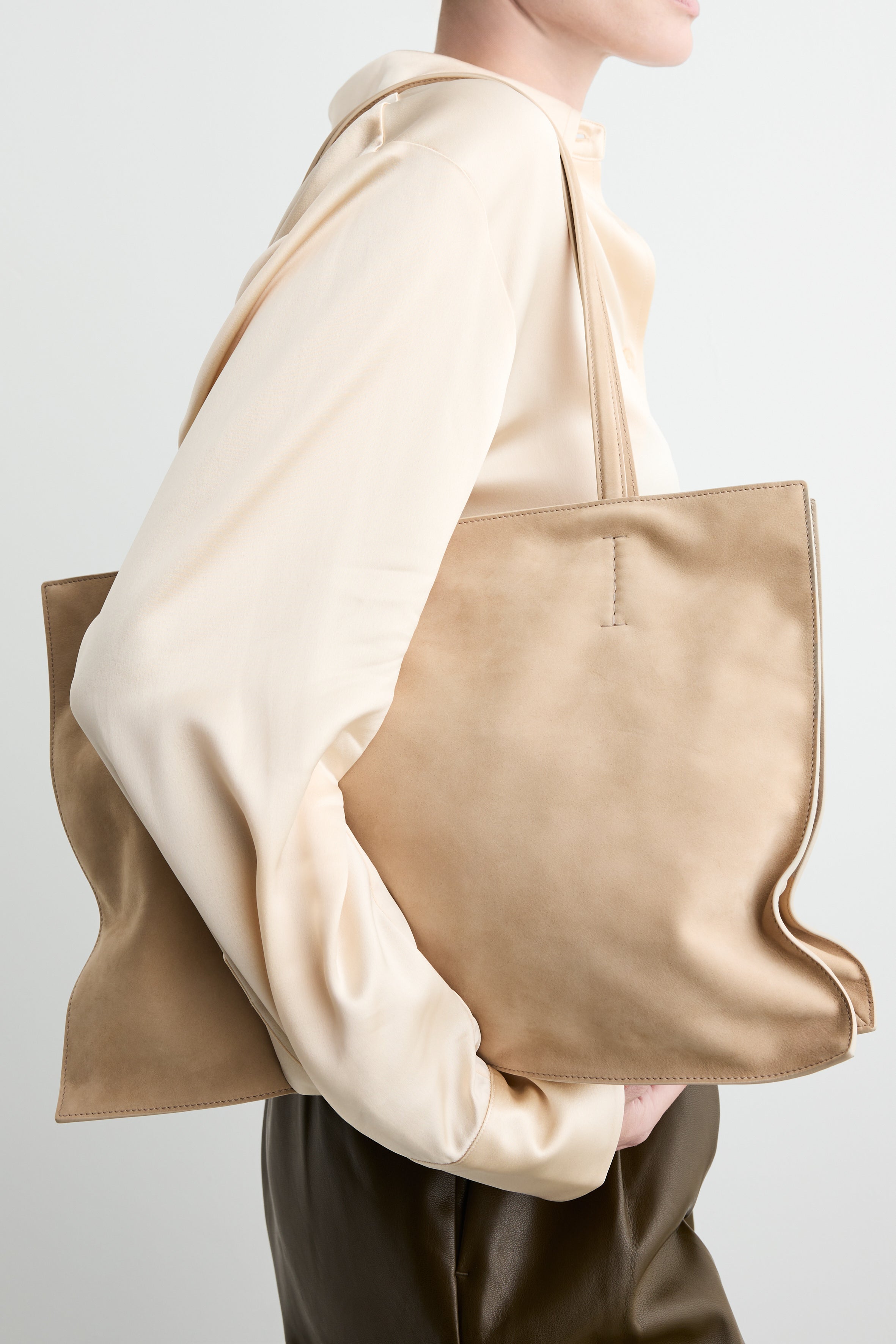 Yumi Sling Nubuck Dorset – Maeden
