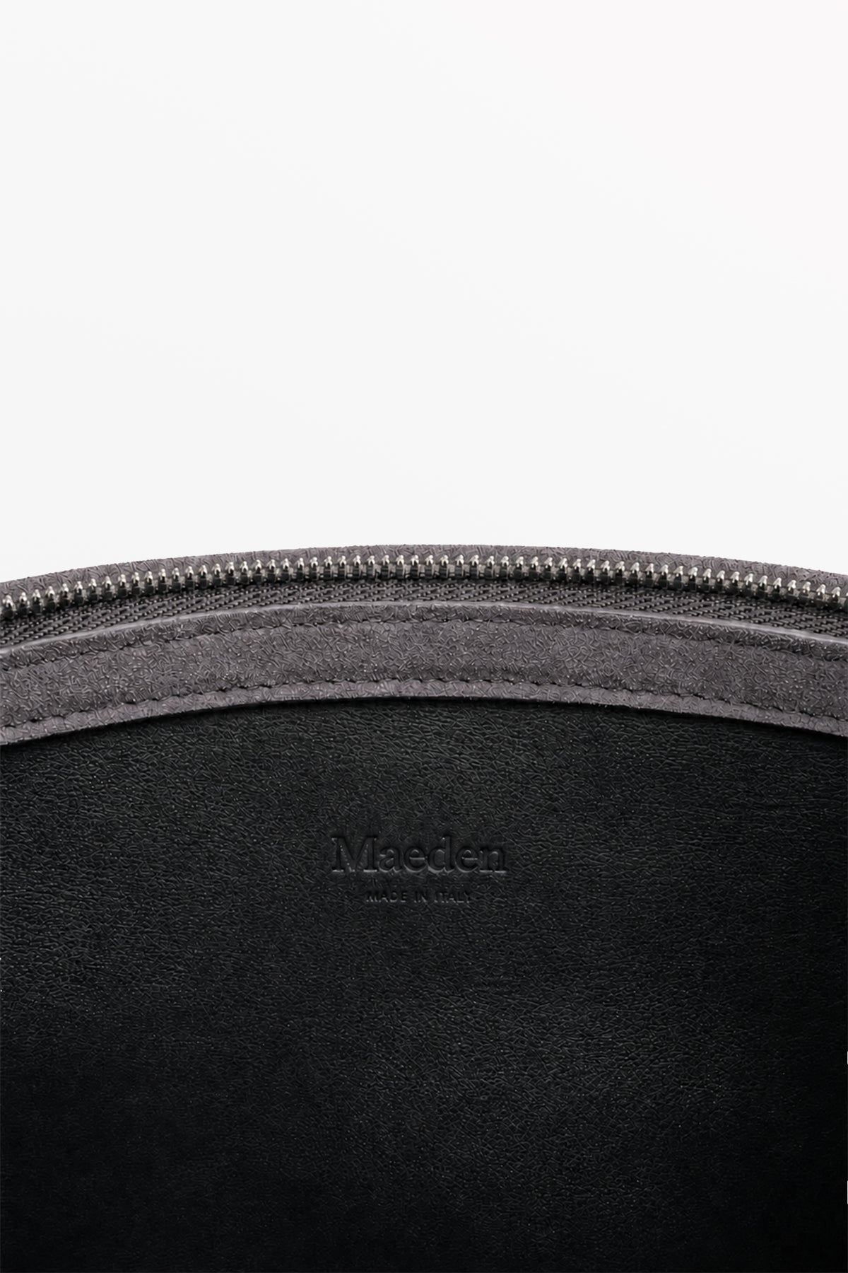 Moore Nubuck Ash, interior view