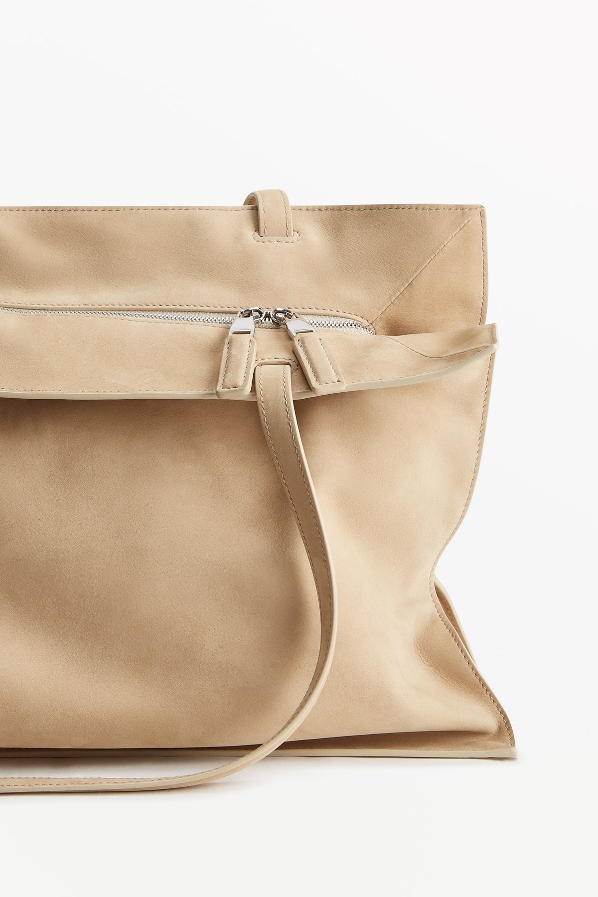 Yumi Sling Nubuck Dorset, material detail